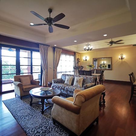Casa Del Rio Residences Malacca Exteriör bild