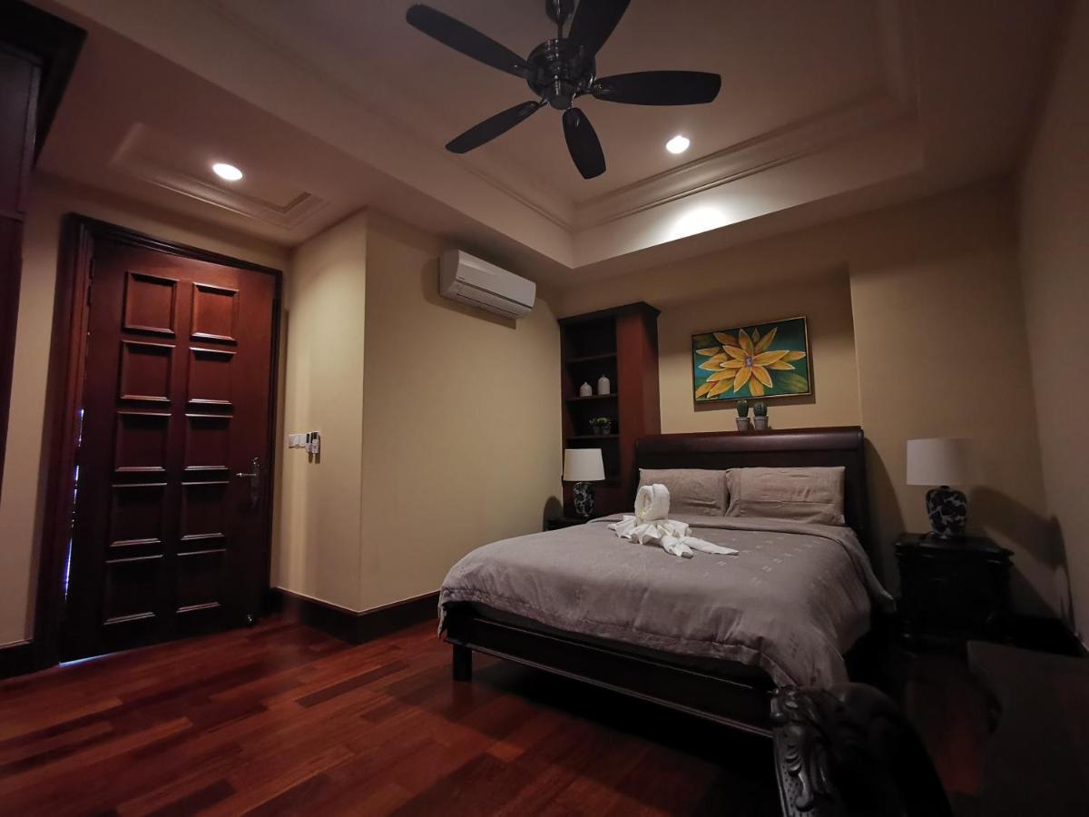 Casa Del Rio Residences Malacca Exteriör bild